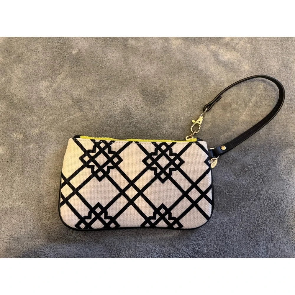 Spartina 449 Island Wristlet Pouch Black White‎ Geometric Pattern Leather Trim